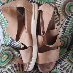 Eileen Fisher sandals strap 8.5